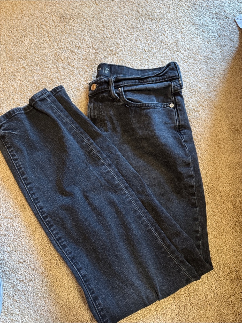 Abercrombie & fitch Black men’s athletic Straight Jeans - Picture 3 of 3